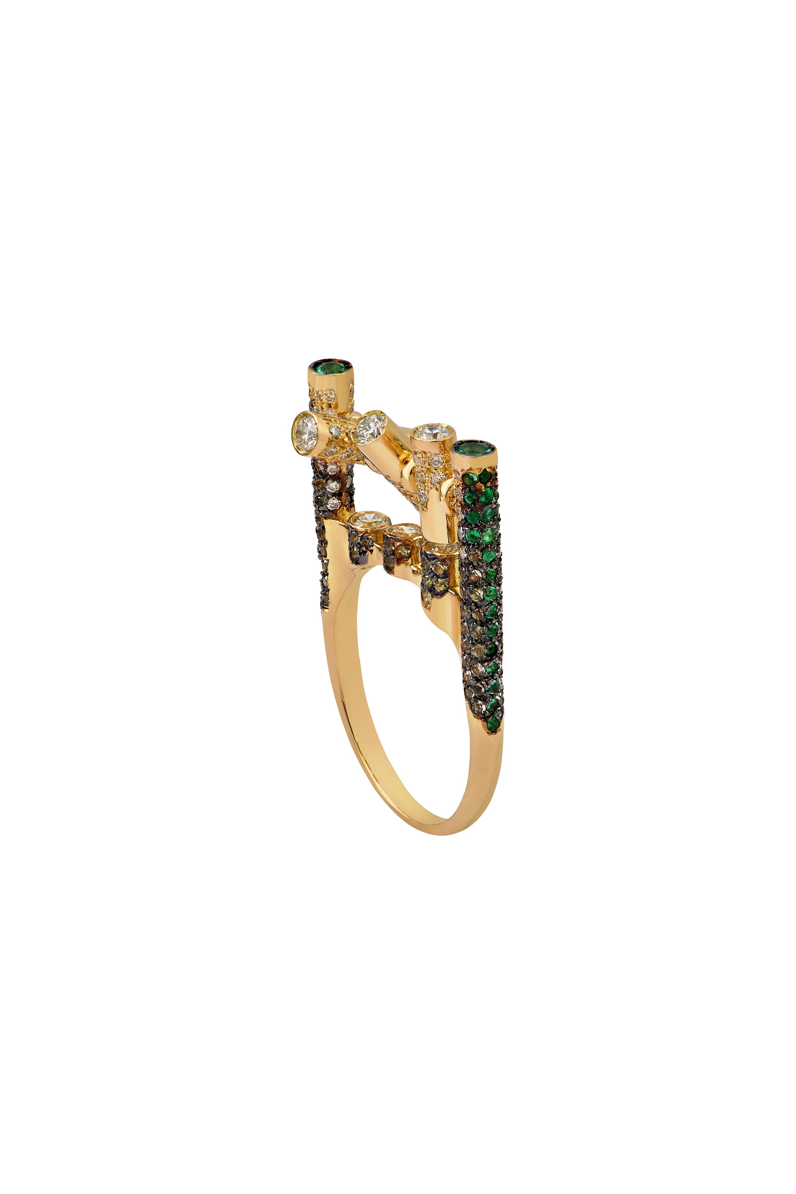Jagat diamond emerald ring