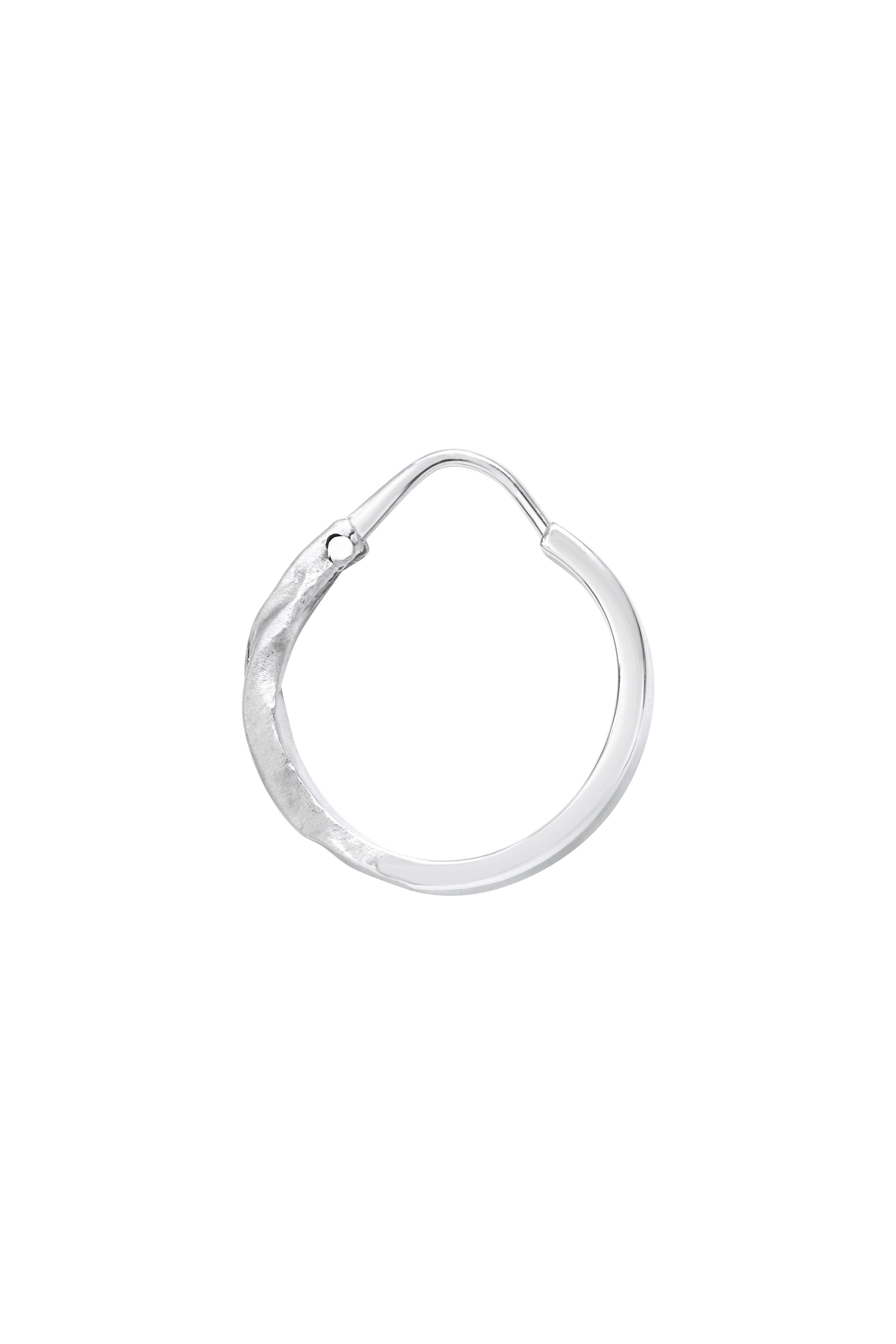 Nunc white gold earring